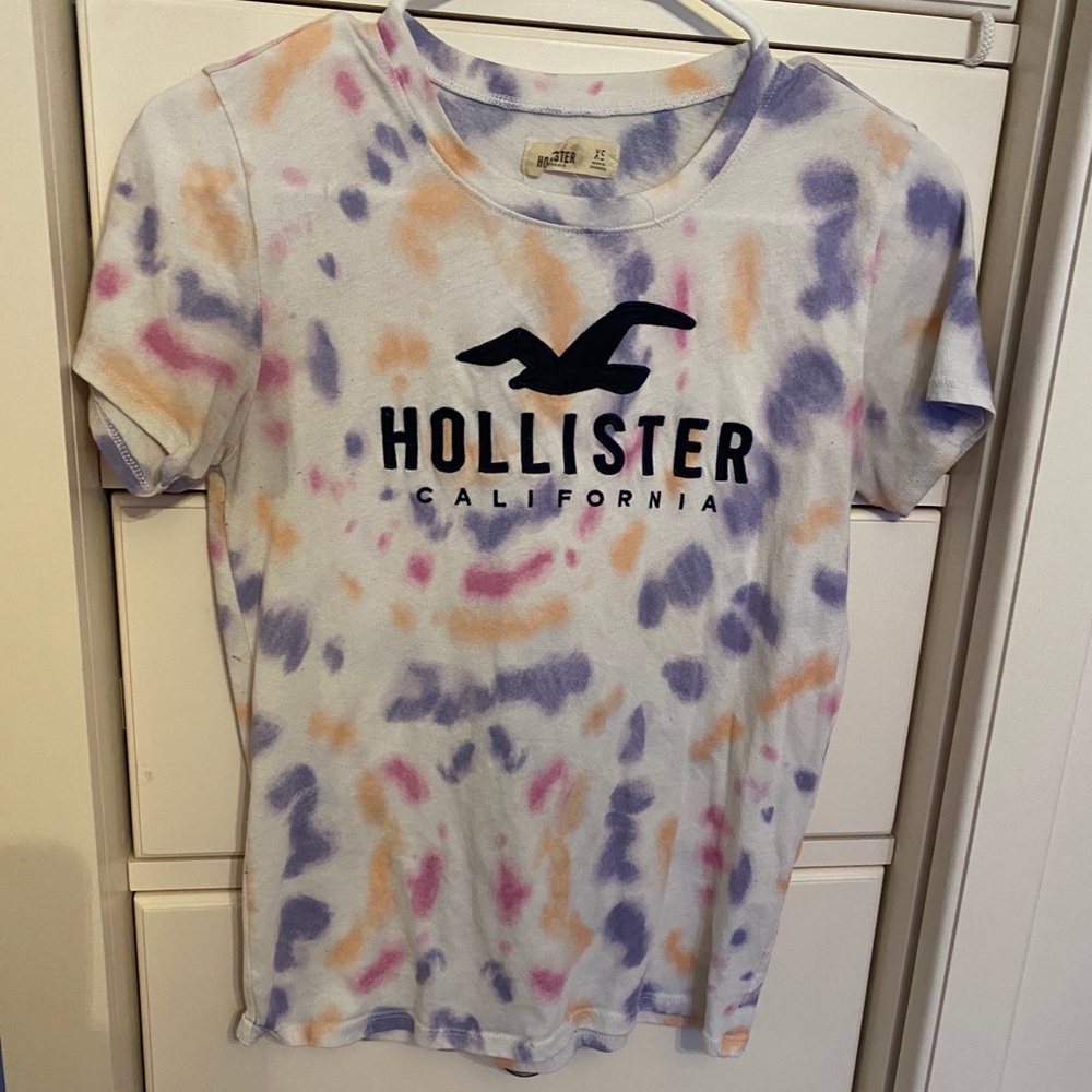 Hollister short sleeve shirt